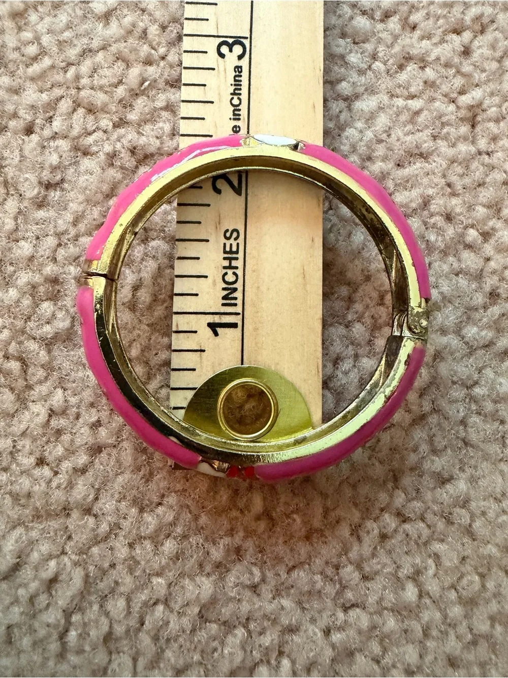 Sanrio Hello Kitty Pink Enamel Hinged Bangle Bracelet Gold Tone JCM China